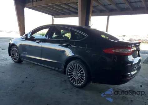 2013 Ford Fusion Titanium Hev z USA, uszkodzony, nr VIN 3FA6P0RU2DR388713